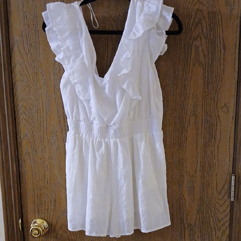 Chic White Ruffle Jumpsuit